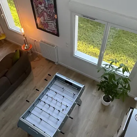 La Maison De Virginie بيت للعطل